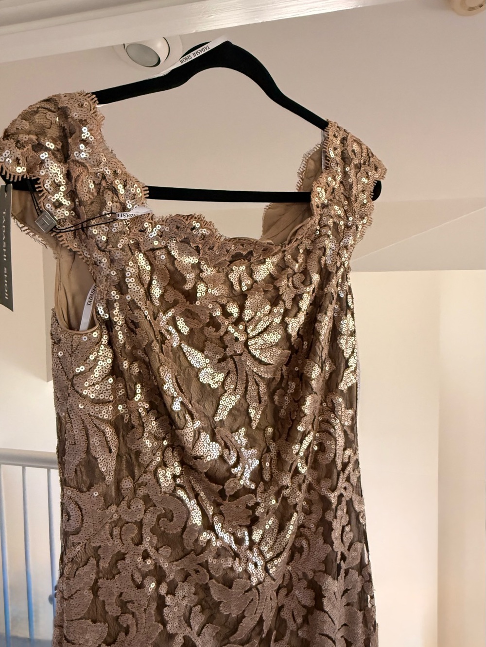Tadashi Shoji Gold Sequin Lace Evening Gown Size 10 NWT Formal Dress